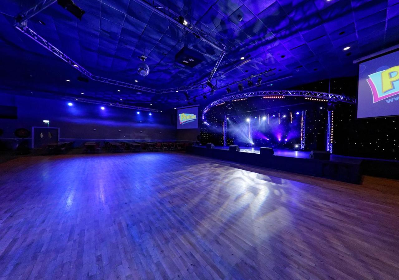 Pontins - Sands 2*